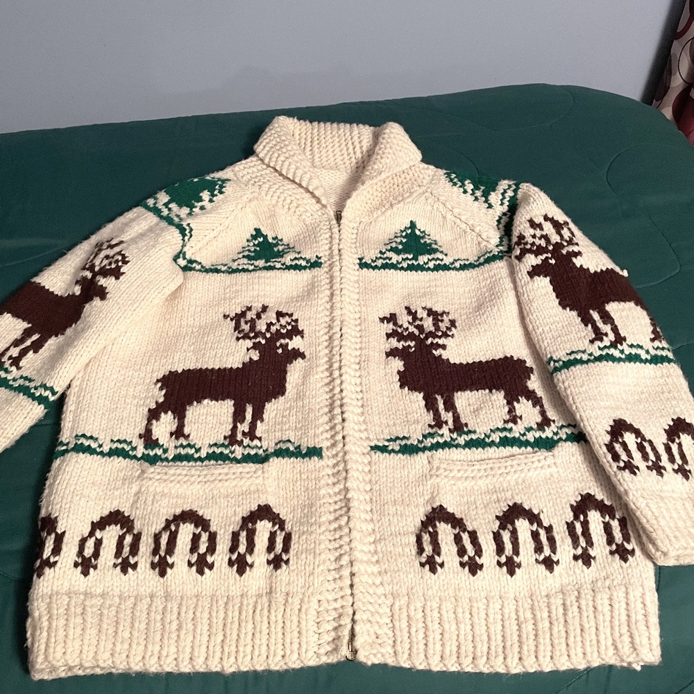 Vintage Hand Knit Wool Cardigan Sweater XL